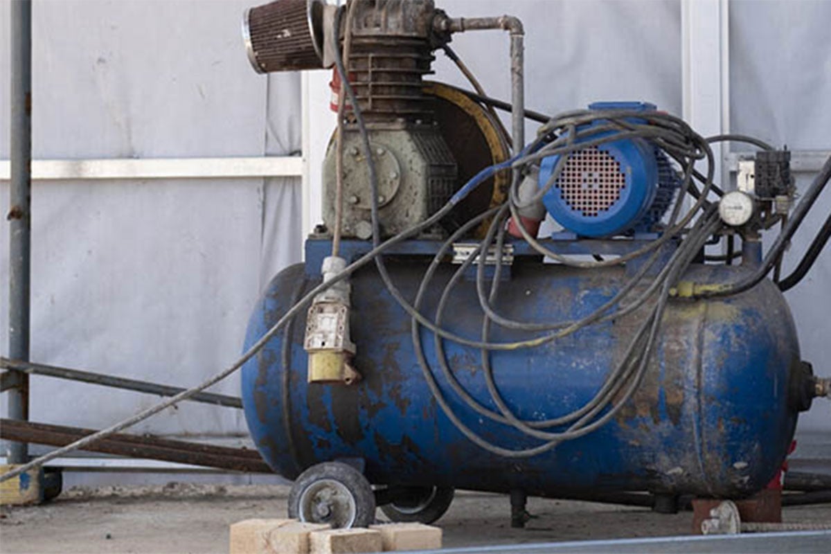 পায়ুপথে কম্প্রেসারের বাতাস ঢুকিয়ে সহকর্মীকে হত্যার অভিযোগ