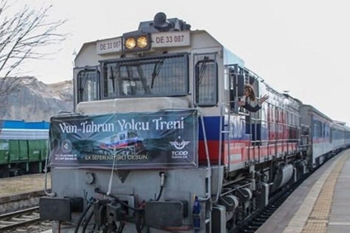 রেল যোগাযোগে একমত ইরান–তুরস্ক, দ্রুত শুরু হচ্ছে নির্মাণকাজ