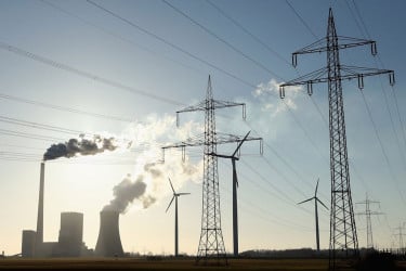 জ্বালানিসংকটের হুমকিতে দেশ