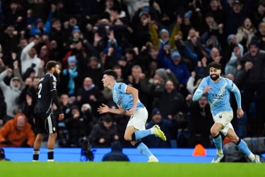 রোমাঞ্চকর জয়ে লিগ টেবিলে দুইয়ে ম্যানসিটি