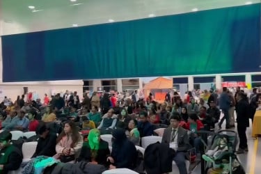 বর্ণিল আয়োজনে কানাডার ক্যালগেরিতে শীতকালীন পিঠা উৎসব অনুষ্ঠিত