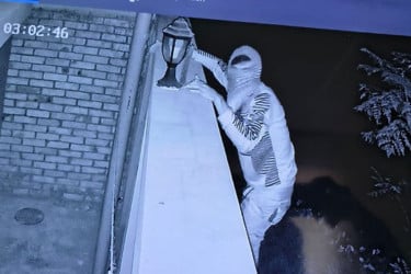 রাজশাহীতে নিরাপত্তাকর্মীকে বেঁধে ডাকাতি