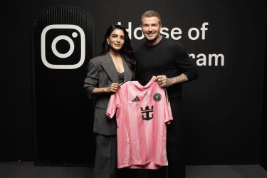 বেকহামের জার্সি উপহারে উচ্ছ্বসিত সামান্থা