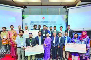 ওয়ান হেলথে শেকৃবির জয়জয়কার