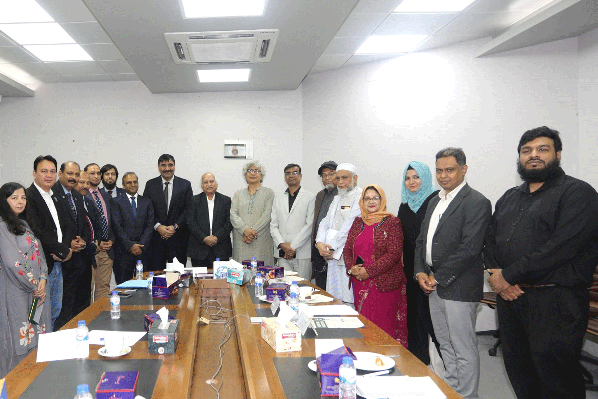 ইউজিসি চেয়ারম্যানের সঙ্গে পাকিস্তান উচ্চশিক্ষা কমিশনের প্রতিনিধিদলের সাক্ষাৎ