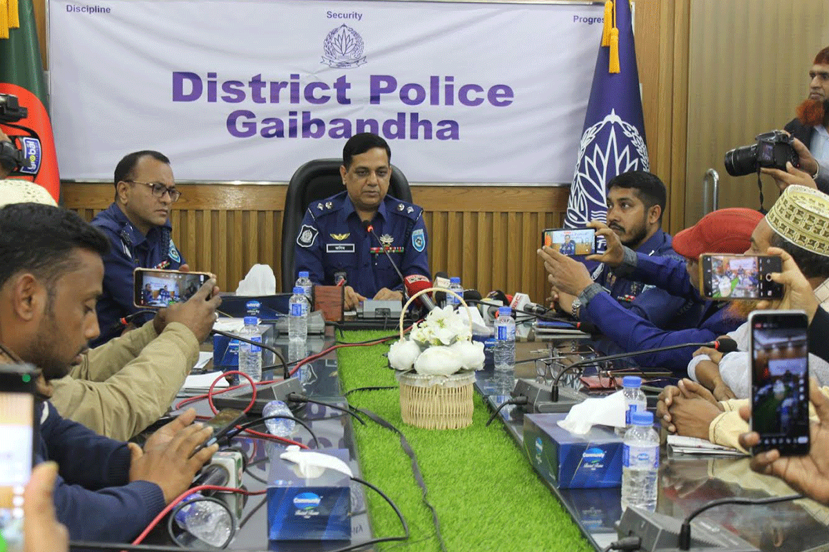 গাইবান্ধায় গণমাধ্যমকর্মীদের সঙ্গে নবাগত পুলিশ সুপারের মতবিনিময়