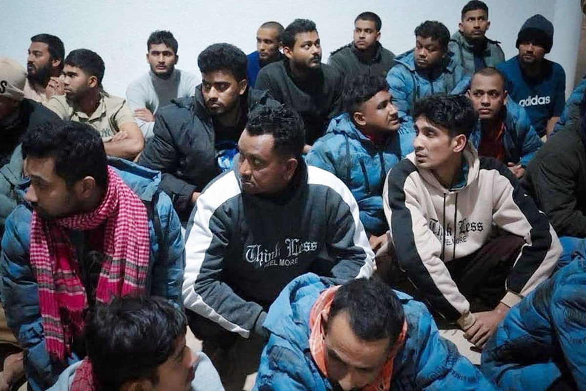 লিবিয়ায় আটক গৌরনদী ও আগৈলঝাড়ার ৪০ যুবক