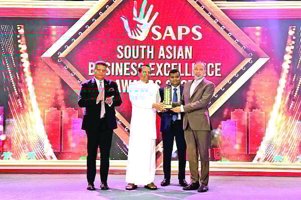 সাউথ এশিয়ান বিজনেস এক্সিলেন্স পুরস্কার পেয়েছে ট্রেড ইন্টারন্যাশনাল ইন্ডাস্ট্রিজ লি.