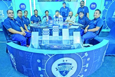 লিটন হৃদয়ে শক্তিশালী রংপুর