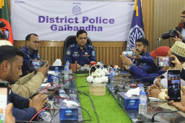 গাইবান্ধায় গণমাধ্যমকর্মীদের সঙ্গে নবাগত পুলিশ সুপারের মতবিনিময়