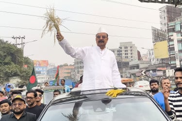 খালেদা জিয়া গণতন্ত্র ও ঐক্যের অনুপ্রেরণা : গয়েশ্বর