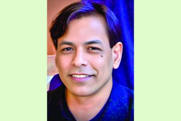 ট্রাভেল পারমিট পাননি অভি বললেন অবিচার