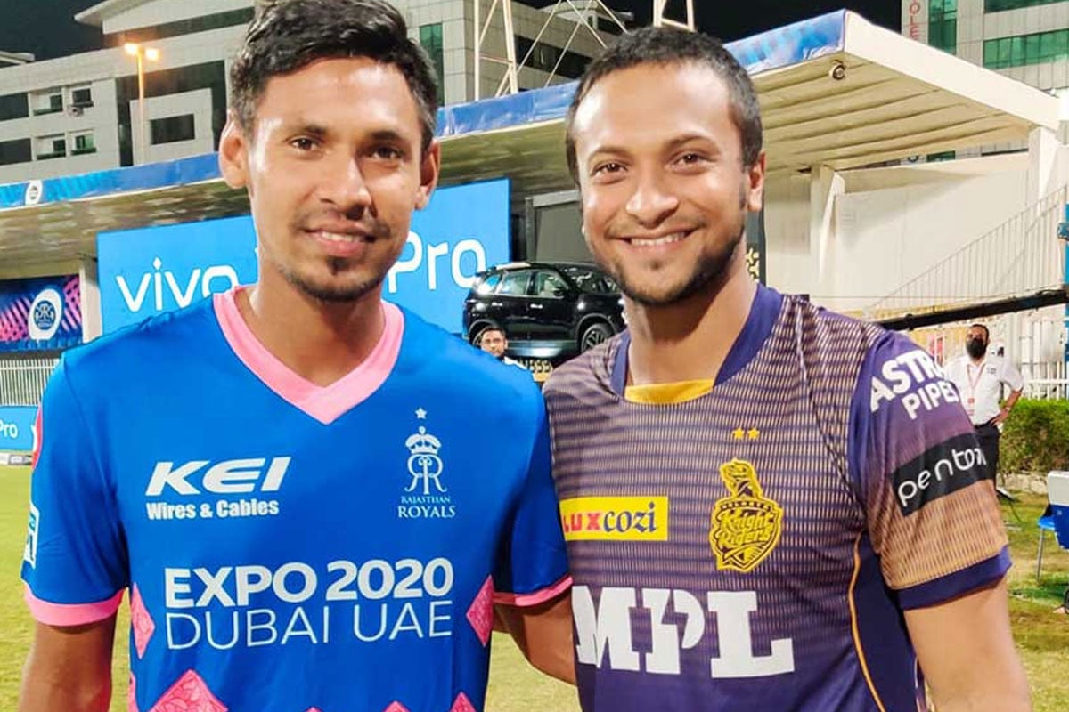 আইপিএল নিলামে মুস্তাফিজের ভিত্তিমূল্য ২ কোটি, সাকিবের ১ কোটি