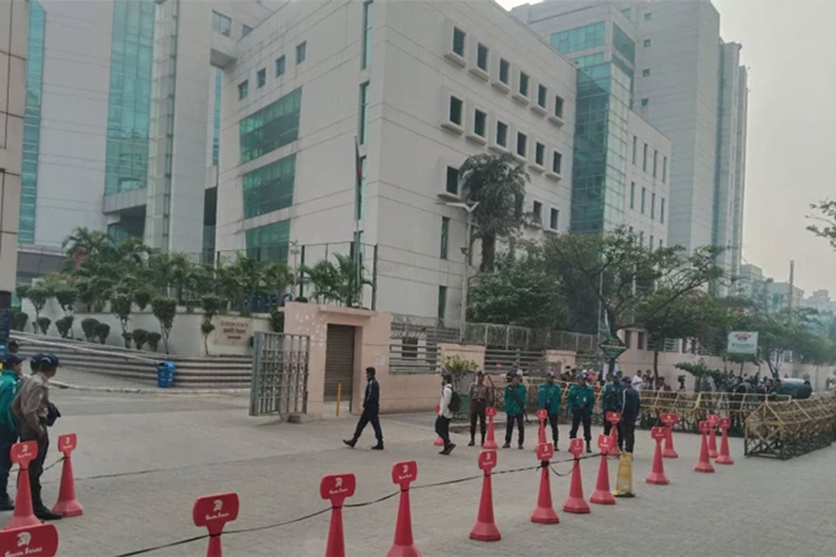 হাসপাতালে খালেদা জিয়ার নিরাপত্তায় এসএসএফ সদস্যরা