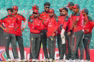 আইরিশদের ১১৭ রানে গুটিয়ে দিল টাইগাররা