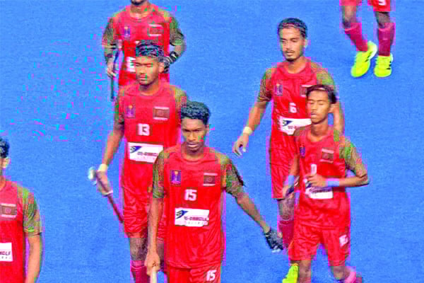 ফ্রান্সের সঙ্গে লড়াই করে হারল যুবারা