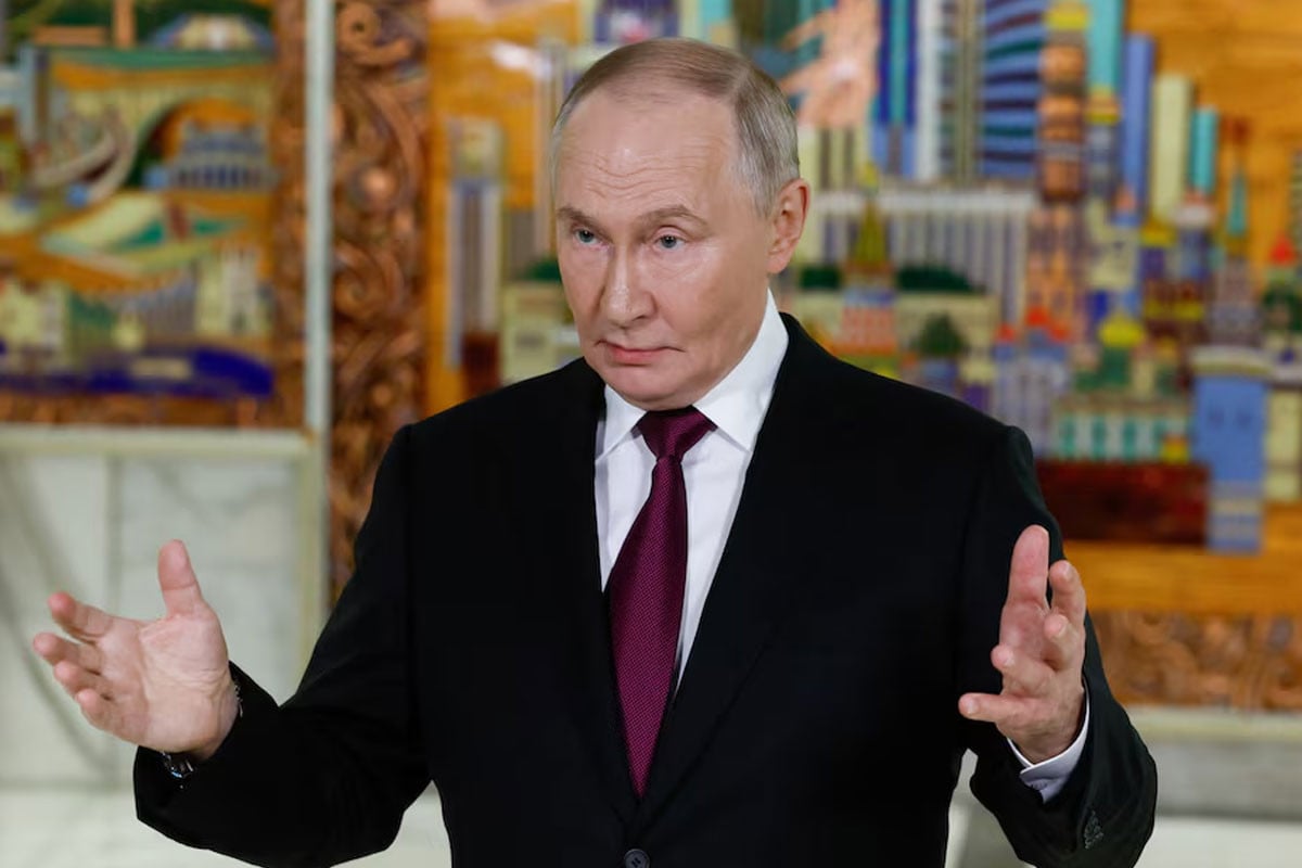 ইউক্রেনকে সমুদ্র থেকে বিচ্ছিন্ন করার হুমকি পুতিনের