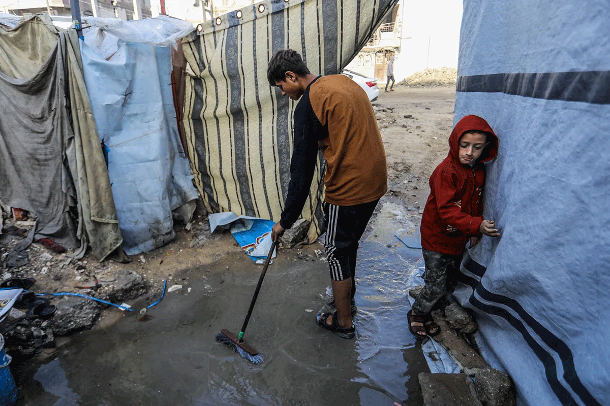 যুদ্ধবিরতি সত্ত্বেও বাড়ি ছাড়ছেন ফিলিস্তিনিরা, জাতিসংঘের উদ্বেগ