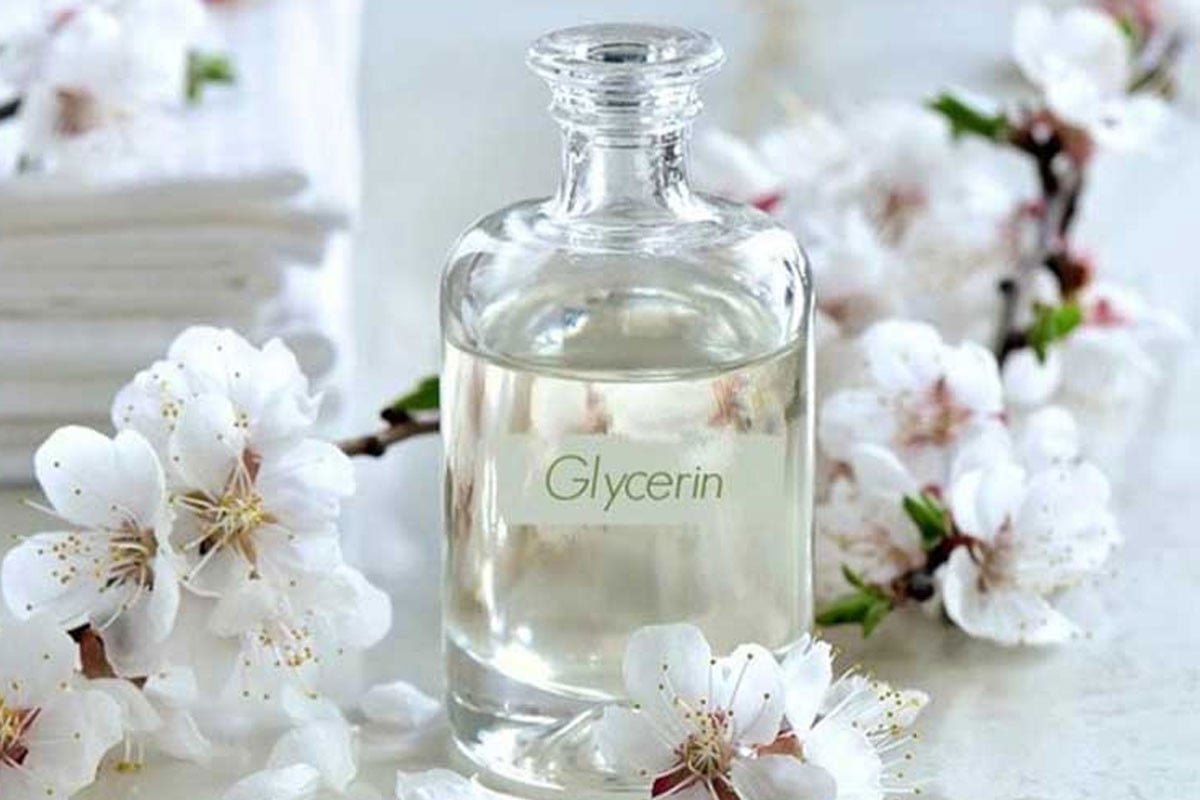 শীতে গ্লিসারিন ব্যবহার করছেন? ভুলভাবে ব্যবহারে হতে পারে মারাত্মক ক্ষতি!