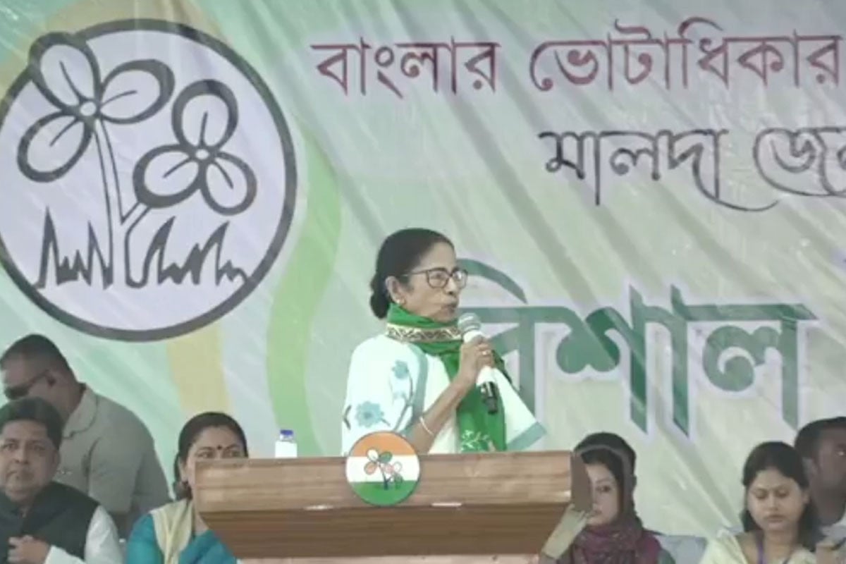 ধর্মীয় সম্পত্তিতে কাউকে হাত দিতে দেব না: মমতা ব্যানার্জি