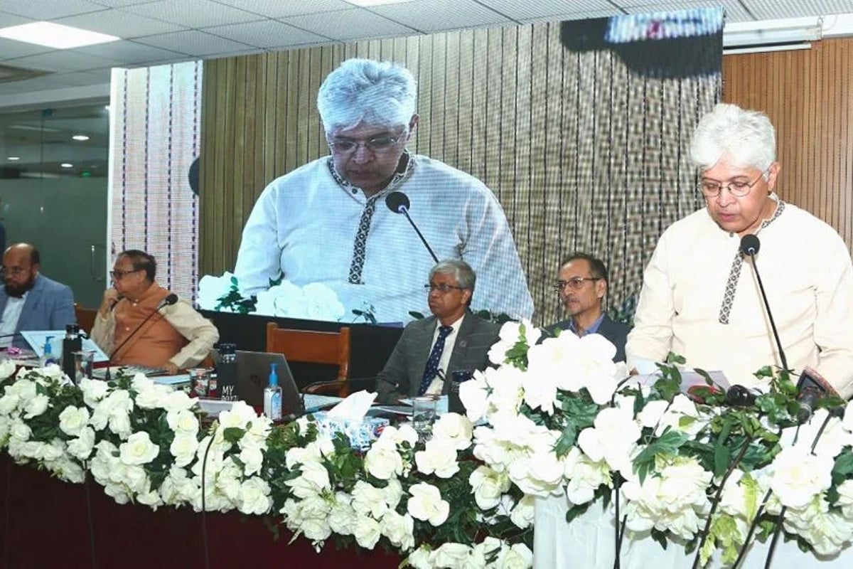 তরুণরা এখন চাকরির পেছনে না ছুটে উদ্যোক্তা হতে চায়: শিল্প উপদেষ্টা