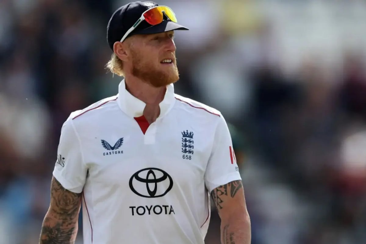 সাবেক ক্রিকেটারদের কাছে ক্ষমা চাইলেন স্টোকস