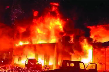 আগুনের নেপথ্যে যত কারণ