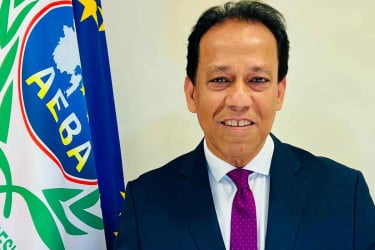 ঢাকা-১৭ আসনে স্বতন্ত্র প্রার্থী আয়েবা প্রতিষ্ঠাতা মহাসচিব কাজী এনায়েত উল্লাহ