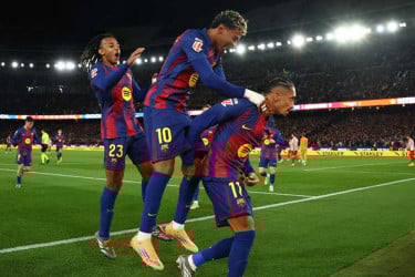 রাফিনিয়ার দুর্দান্ত গোল, আতলেটিকোকে ৩-১ গোলে হারাল বার্সেলোনা