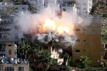 যুদ্ধবিরতির মধ্যে গাজায় ট্যাংক–ড্রোন হামলা অব্যাহত, সাংবাদিক নিহত