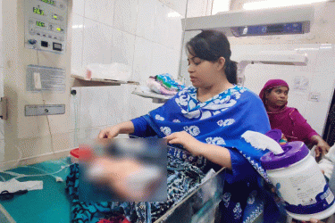 মাদারীপুরে ক্লিনিকের বাথরুম থেকে রক্তাক্ত নবজাতক উদ্ধার