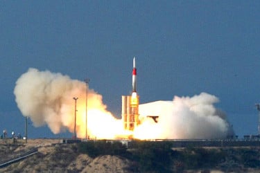 প্রথম দেশ হিসেবে ইসরায়েলি অ্যারো ৩ মোতায়েন করল জার্মানি