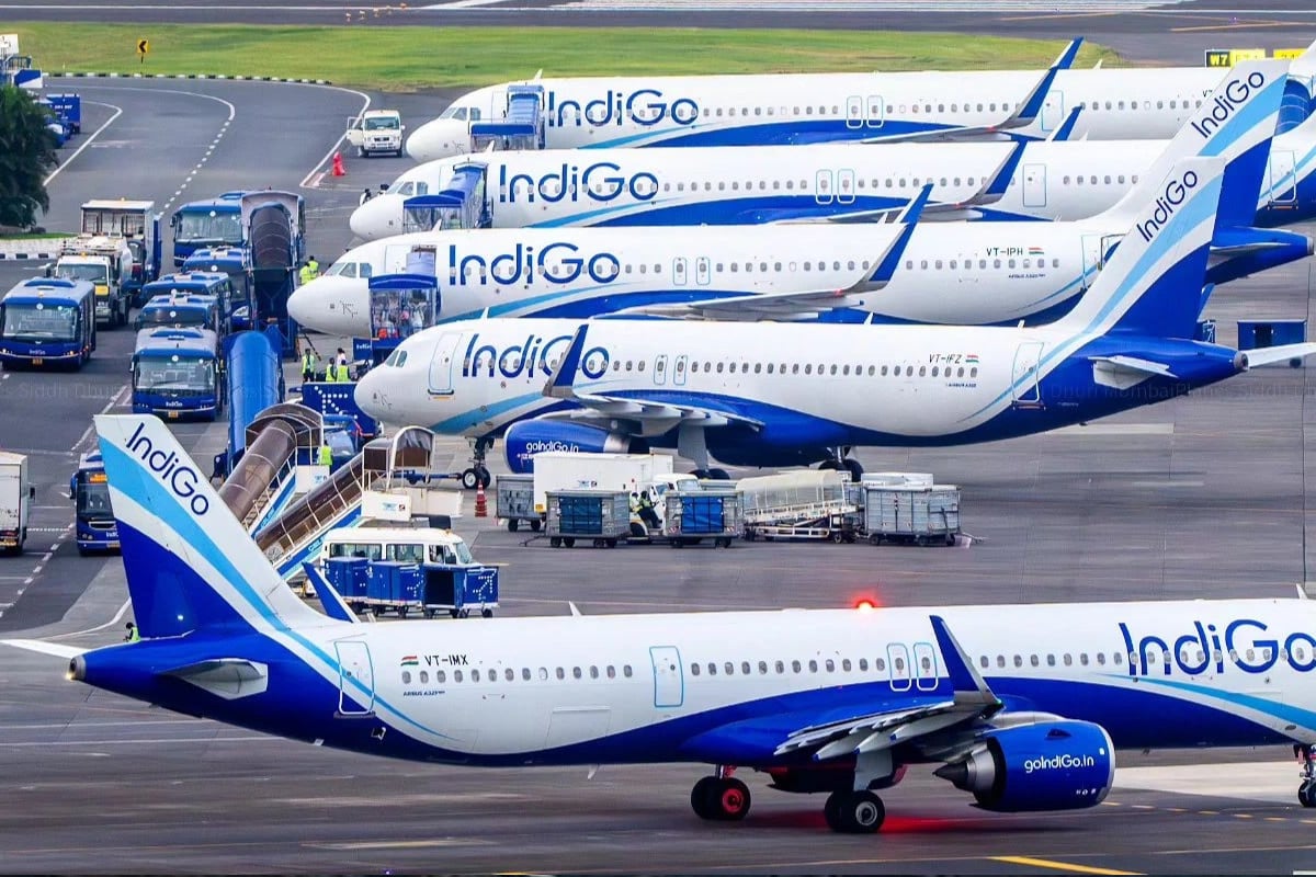 এক মাসে ১২০০ ফ্লাইট বাতিল ইন্ডিগোর!