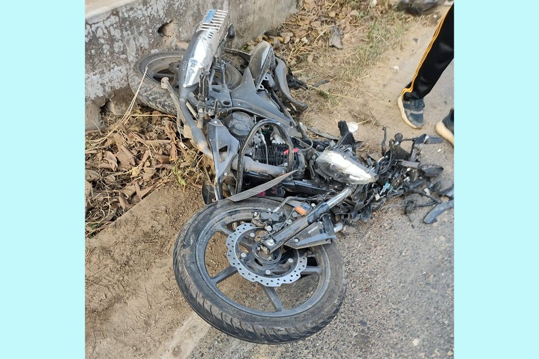 বান্দরবানে বাস ও মোটরসাইকেলের মুখোমুখি সংঘর্ষে নিহত ২, আহত ১