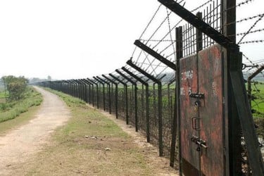 বাংলাদেশি যুবককে গুলি করে হত্যা করল বিএসএফ