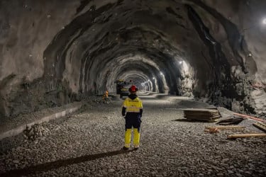 সমুদ্রের তলদেশে বিশ্বের সবচেয়ে দীর্ঘ টানেল বানাচ্ছে নরওয়ে