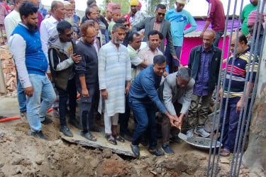 সাঘাটা থানা হেডকোয়ার্টার জামে মসজিদ ভবনের ভিত্তিপ্রস্তর স্থাপন