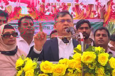 দেশে কোনো মানুষ আর চিকিৎসার অভাবে মারা যাবে না : সালাহ উদ্দিন আহমদ