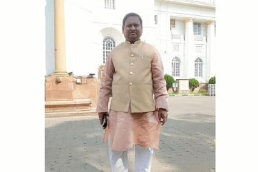 বাবরি মসজিদ নির্মাণের ডাক, তৃণমূল কংগ্রেসের সেই নেতাকে বহিষ্কার