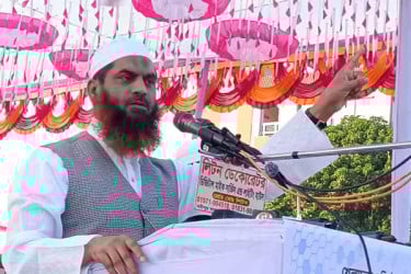 দেশের ভাগ্য পরিবর্তনের জন্য বড় রাজনৈতিক দলের প্রয়োজন নেই: মামুনুল হক