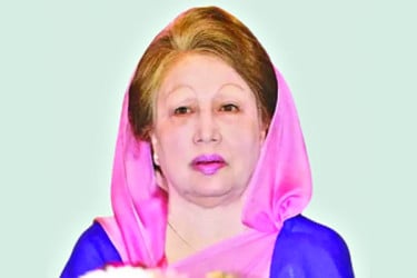 গোটা দেশকে তিনি এক সুতোয় বেঁধেছেন