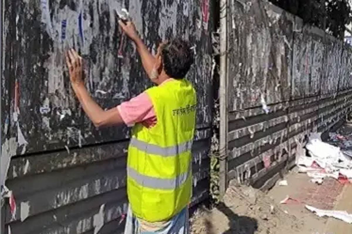 নভেম্বরে আড়াই লাখ ব্যানার-পোস্টার অপসারণ করেছে ডিএনসিসি