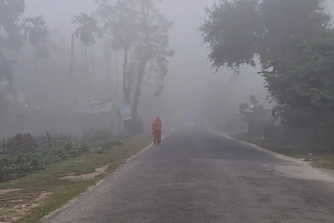 শীতের তীব্রতা বেড়েছে তেঁতুলিয়ায়