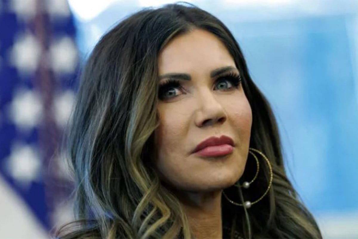 আরও দেশের ওপর ভ্রমণ নিষেধাজ্ঞা দিতে যাচ্ছে যুক্তরাষ্ট্র