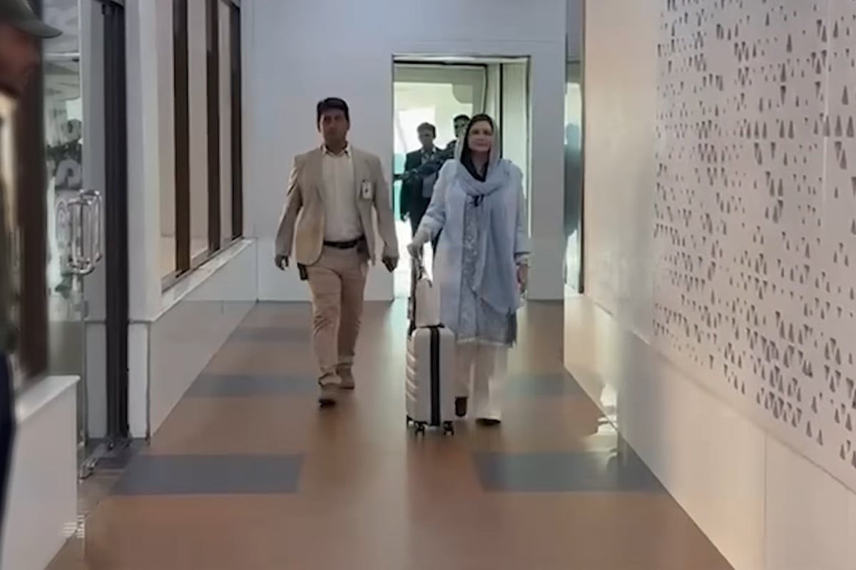 ঢাকায় পৌঁছেছেন ডা. জুবাইদা রহমান