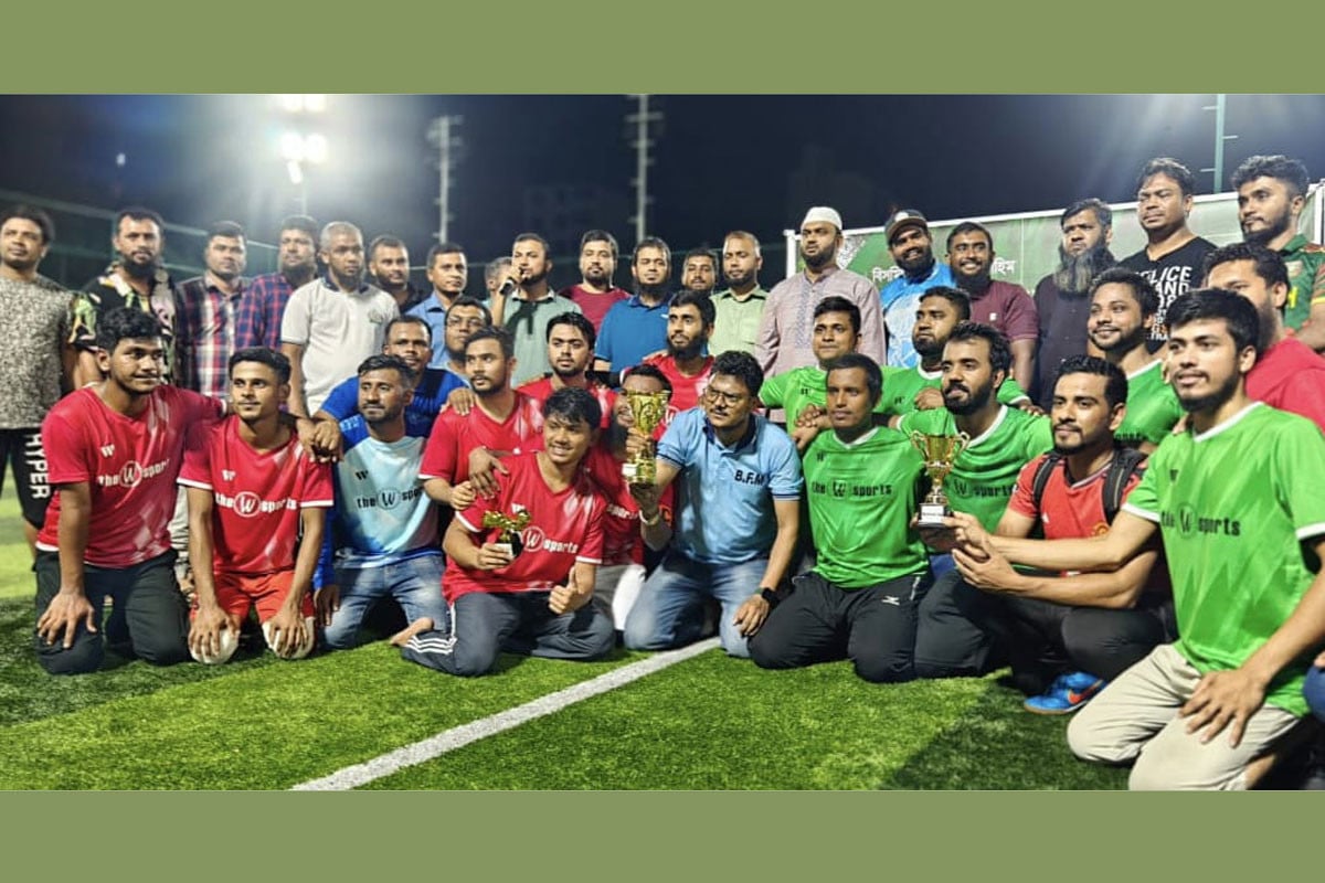 মালদ্বীপে জমজমাট প্রীতি ফুটসাল ম্যাচ