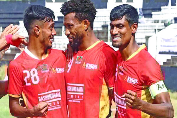 বসুন্ধরা কিংসের গোলবন্যা ব্রাদার্সের জালে