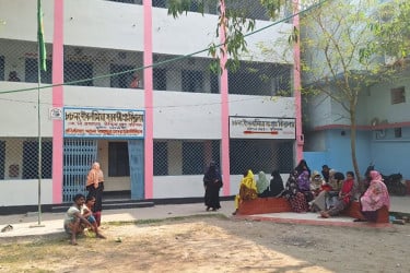 প্রাথমিক বিদ্যালয়ে কমপ্লিট শাটডাউন কর্মসূচি স্থগিত