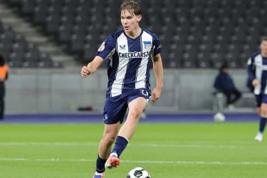 ‘নতুন টনি ক্রুস’—১৬ বছরের আইখর্নে জার্মানির ভরসা