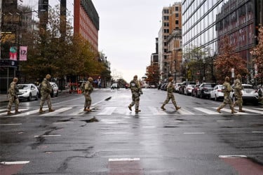 ওয়াশিংটনে ন্যাশনাল গার্ড মোতায়েন রাখতে আদালতের অনুমতি